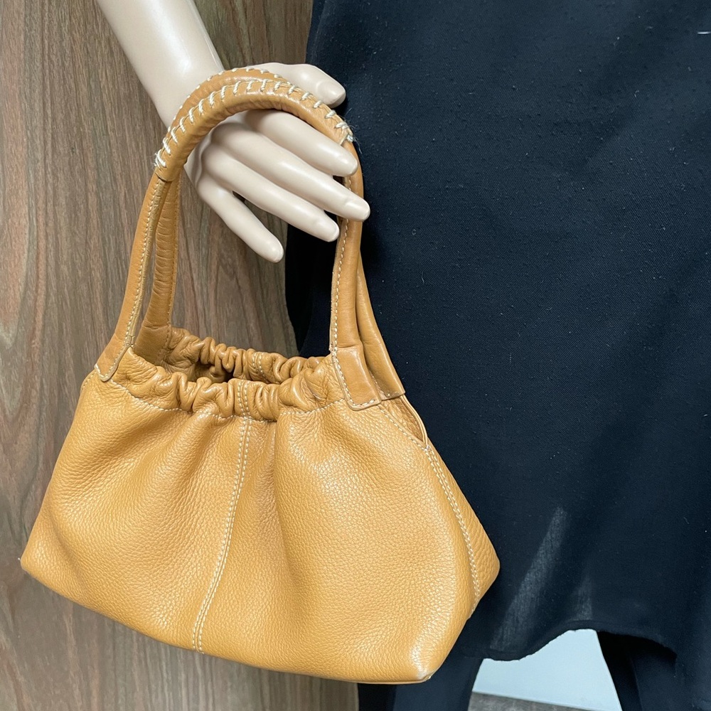 Tan Leather Fossil handbag